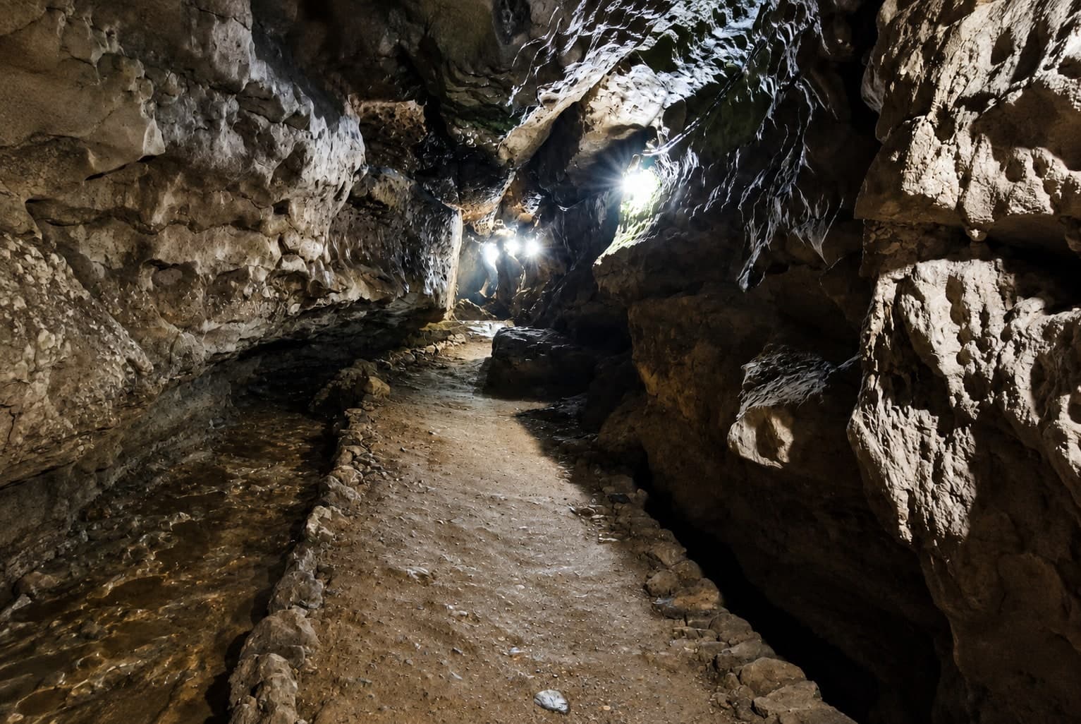 Arwah Cave