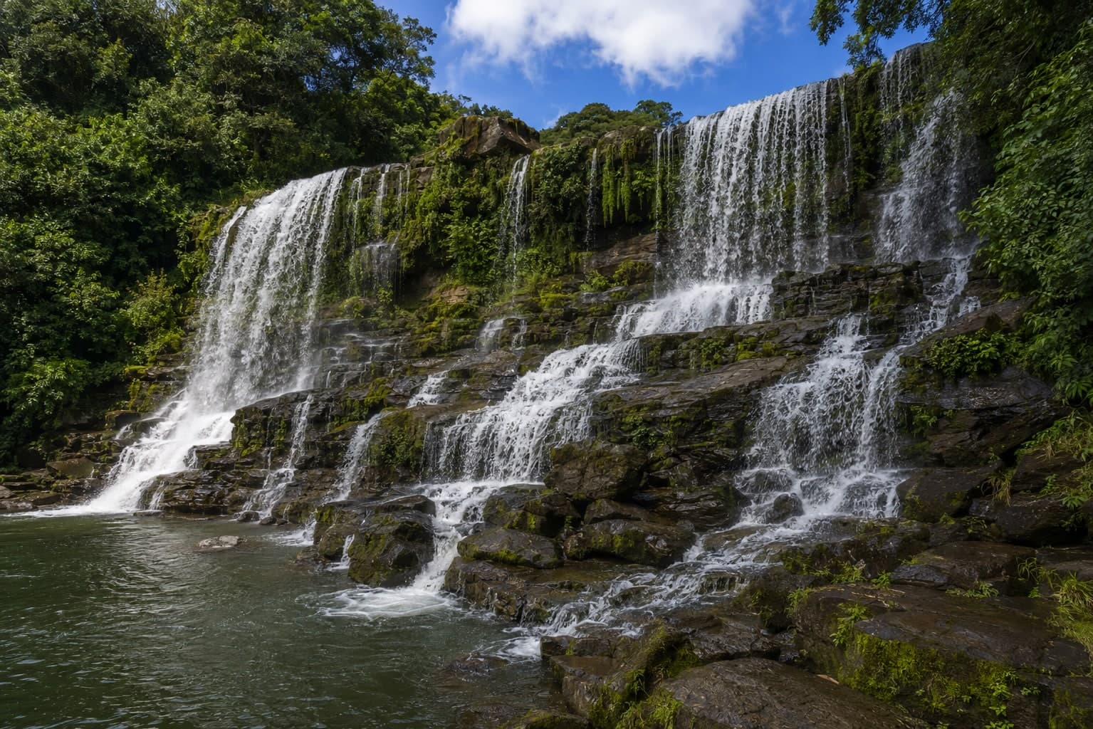 Lyngksiar Falls 4