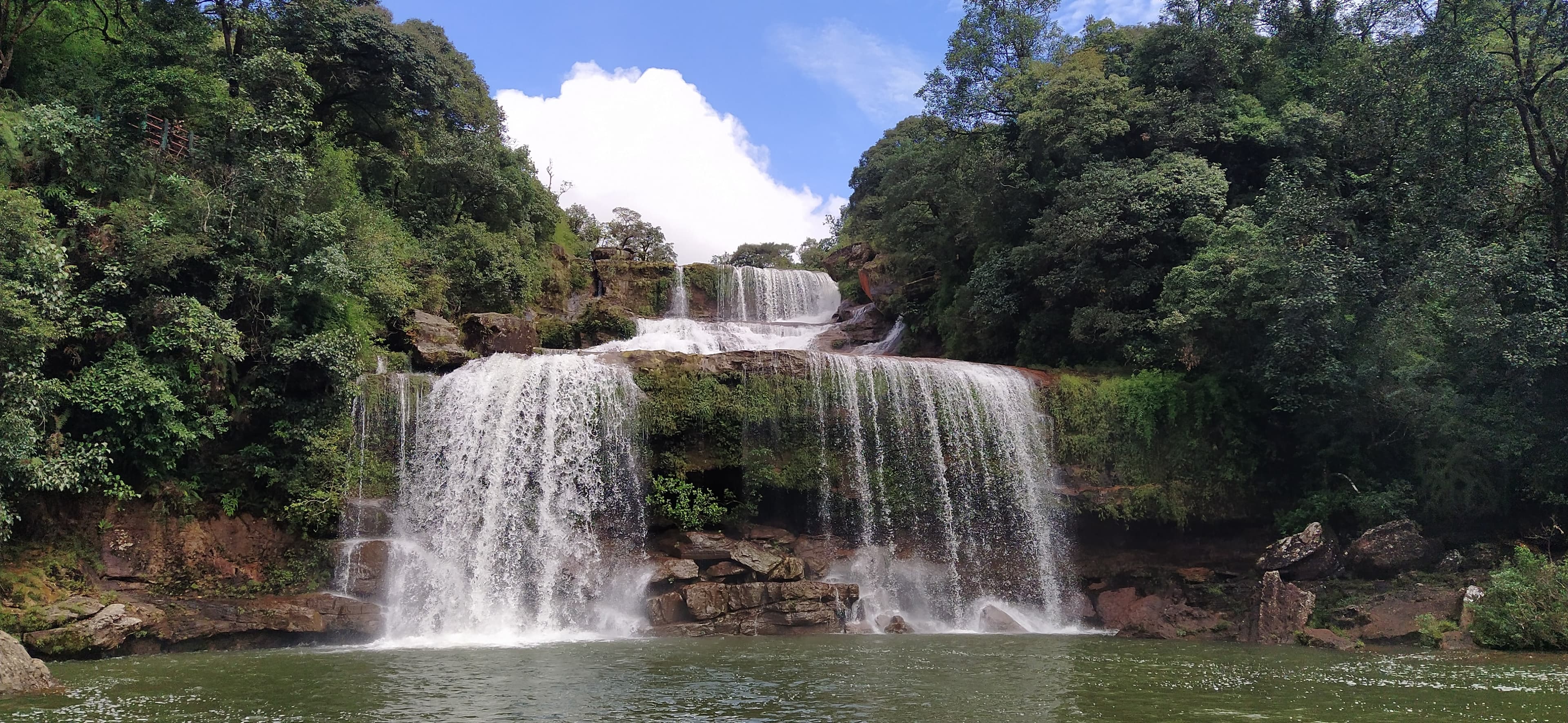 Lyngksiar Falls