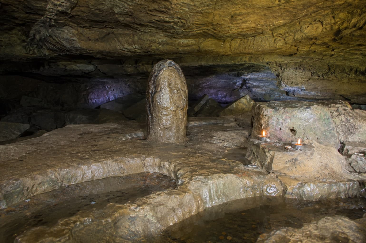 About Mawjymbuin Cave