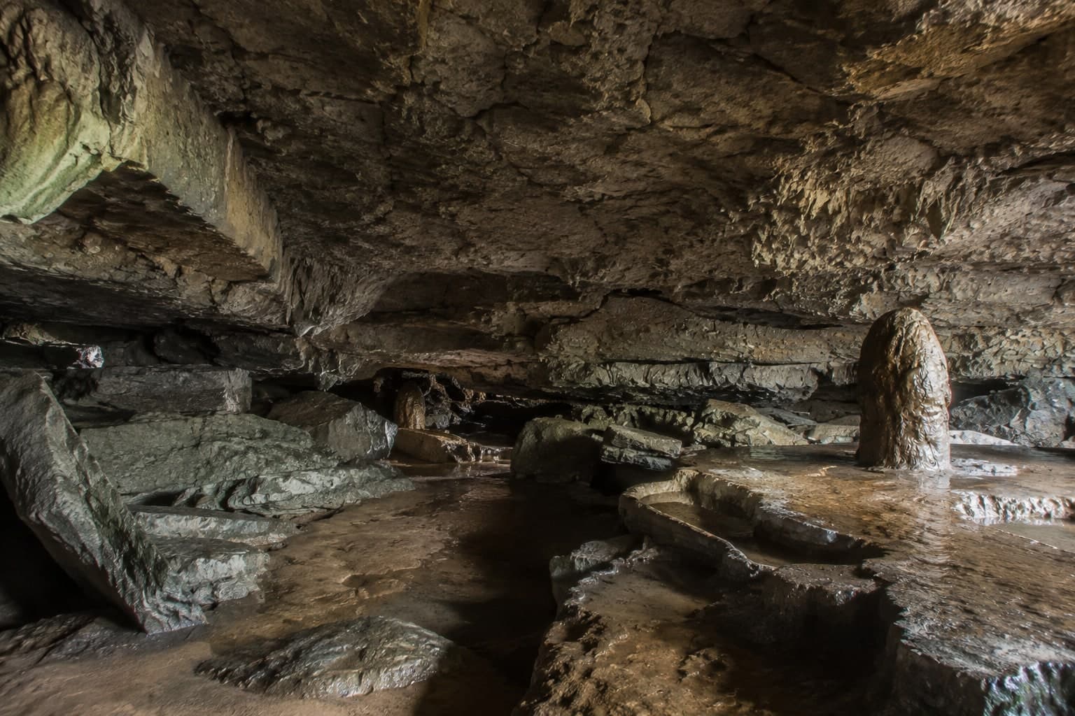 Mawjymbuin Cave 1