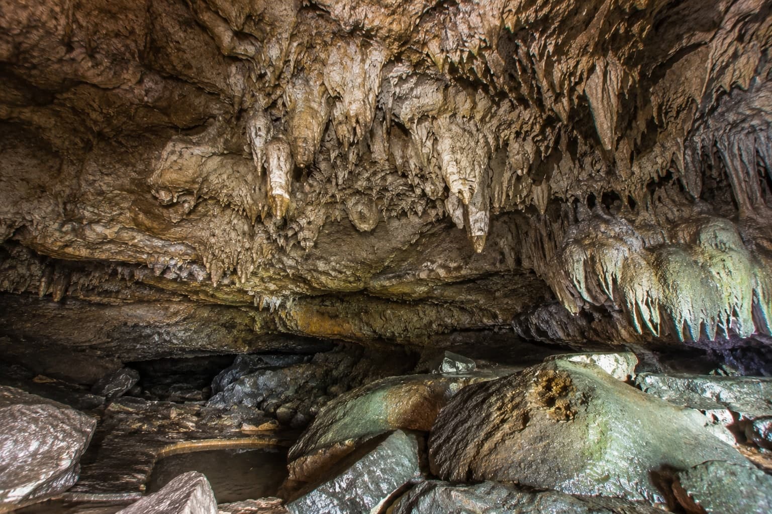 Mawjymbuin Cave 2