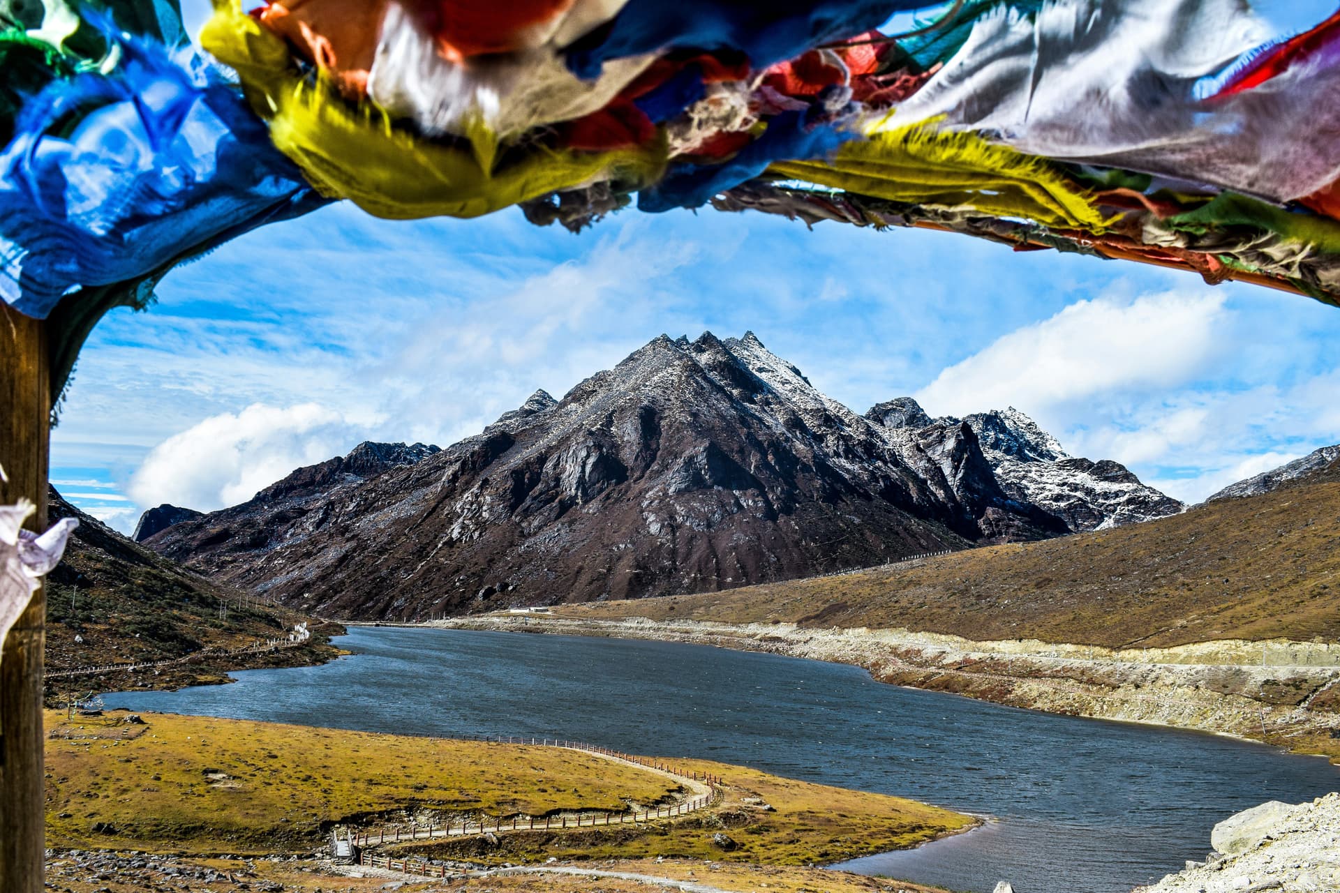 Sela Pass